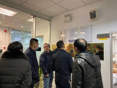 饶州街道党工委副书记、办事处主任章海率队赴上海开展技术转让专题招商